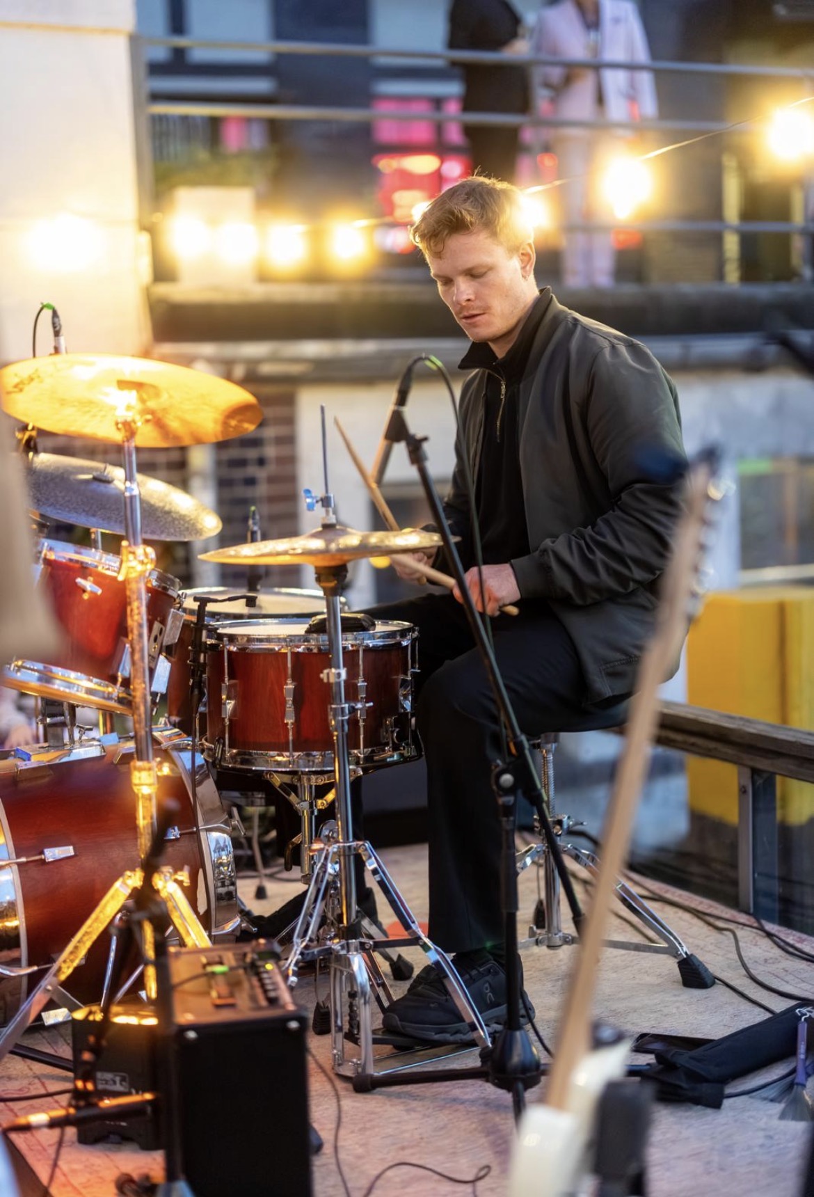 Fynn Stammer am Schlagzeug